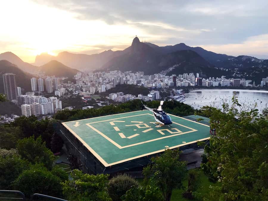 Rio de Janeiro: Sugar Loaf with Lunch and Helicopter Flight - The first cable-car ride to Urca Hill