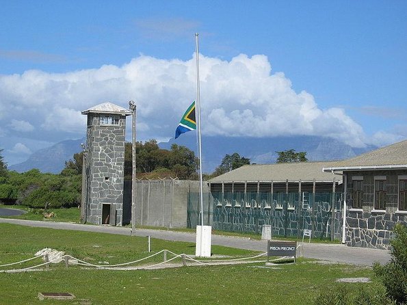Robben Island Scenic Helicopter Flight - Key points to know before booking