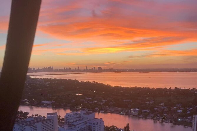 Romantic Miami Helicopter Tour with Champagne for Two - Aventura Mall and Oleta River State Park