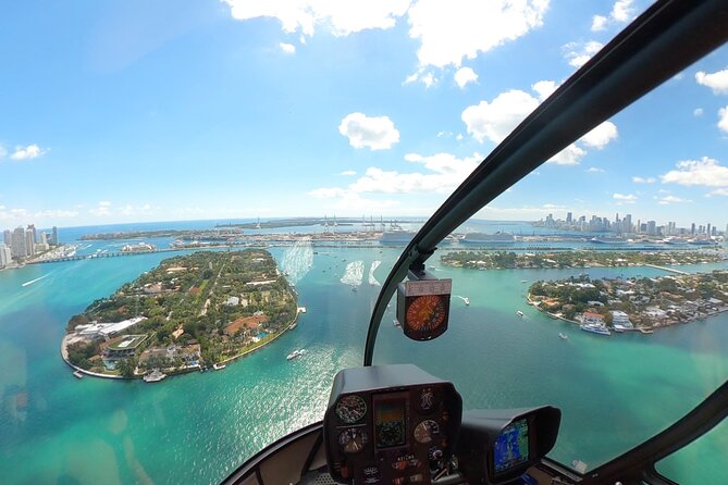 Romantic Miami Helicopter Tour with Champagne - Inside the New Robinson R44