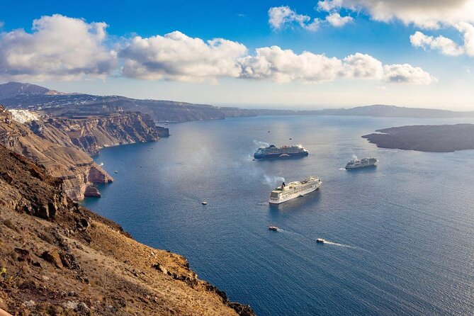 Santorini 30min Helicopter Tour - Why a 30-minute flight can show you so much