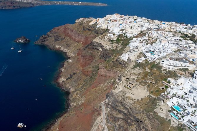 Santorini 30min Helicopter Tour - The longer best-of-Santorini route