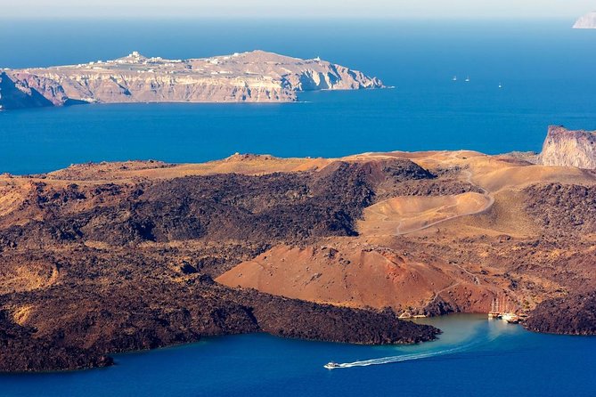 Santorini 30min Helicopter Tour - Price, group size, and what the splurge buys