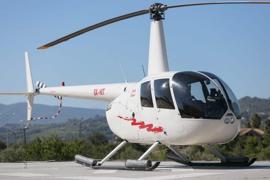 Santorini: Helicopter Sightseeing Flight Over Caldera - How private is the experience?