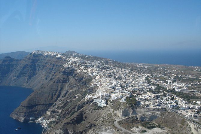Shared Helicopter Tour Santorini 20 minutes - 2 passengers - Thira and the white villages on the caldera rim