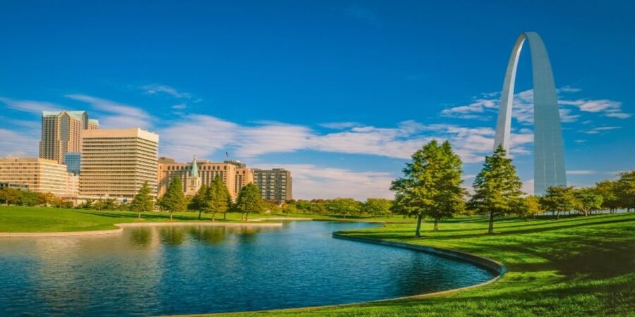 St. Louis Premium Driving Tour with Helicopter Ride & Cruise - Is $449 a fair price?