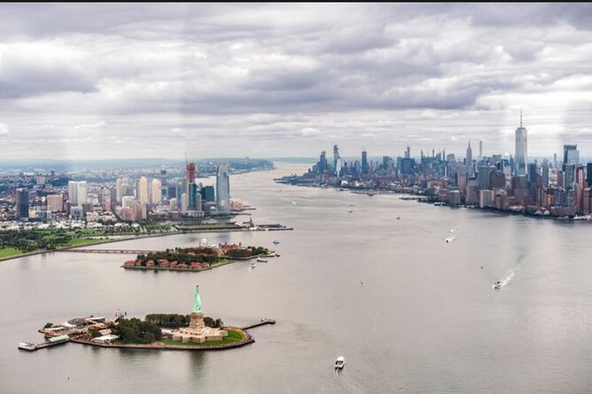 The Empire Helicopter Tour of New York - Who will enjoy this most