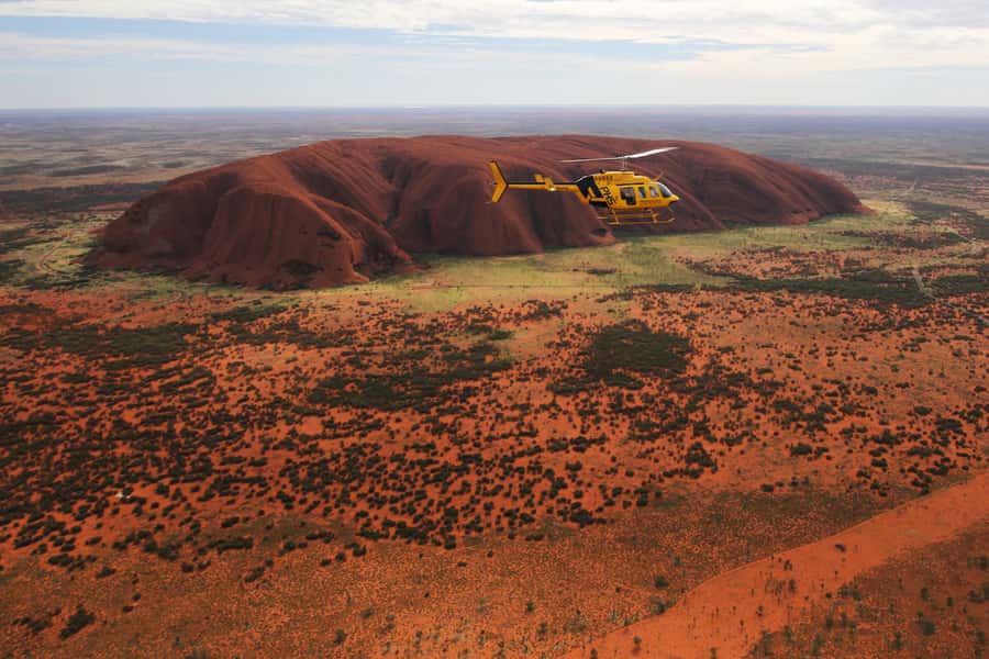 Uluru 15-Minute Helicopter Experience - The safety briefing keeps first-time flyers at ease