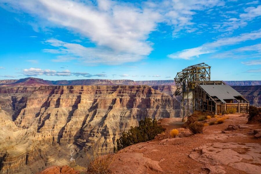 Vegas: Grand Canyon Airplane, Helicopter and Boat Tour - Three hours at Eagle Point and Guano Point