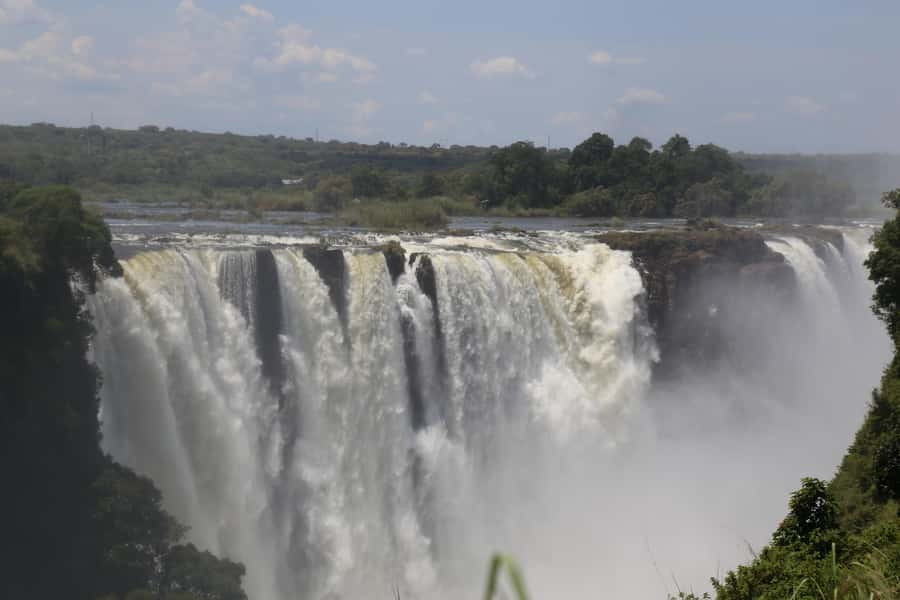 Victoria Falls Private Tour with Lunch & Helicopter Flight - The helicopter flight: brief, dramatic, and worth timing well
