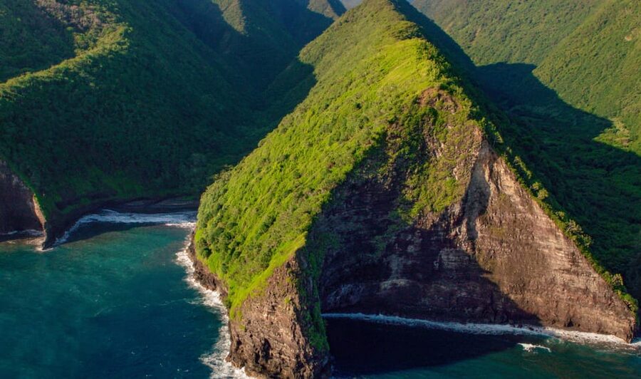 Waikoloa: Big Island Spectacular Helicopter Tour - The Kohala Mountains and their narrow valleys