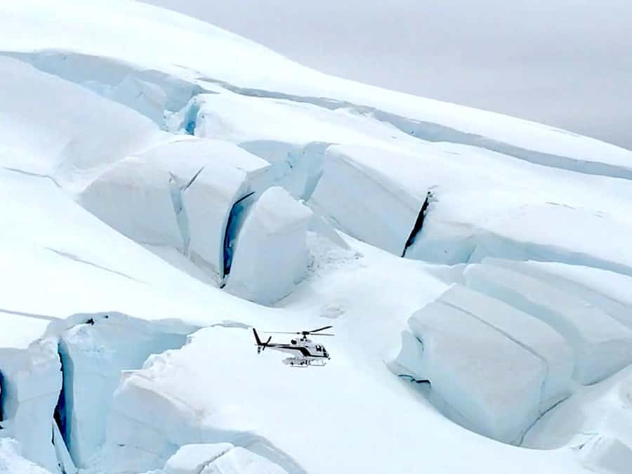 Wanaka: Scenic Helicopter Flight with Glacier Experience - Leaving Wanaka for the Aspiring Helicopters hangar