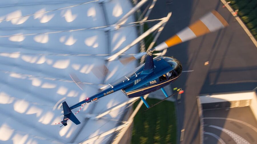 Warsaw: Helicopter Private Tour - Leaving central Warsaw for Konstancin-Jeziorna