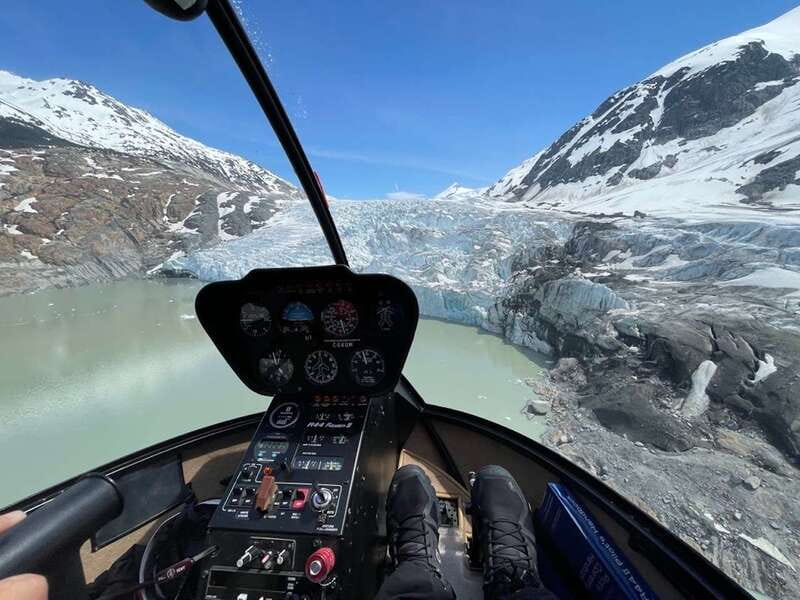 Whistler: The Sea to Sky Helicopter Tour and Glacier Landing - From Whistler Blackcomb to the first mountain views