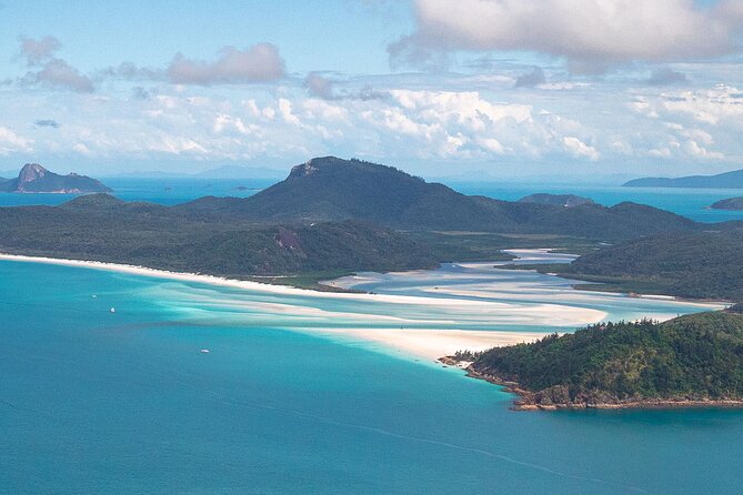 Whitehaven From Above - 30 minute Whitsunday Helicopter Tour - The Molle Islands and Daydream Island