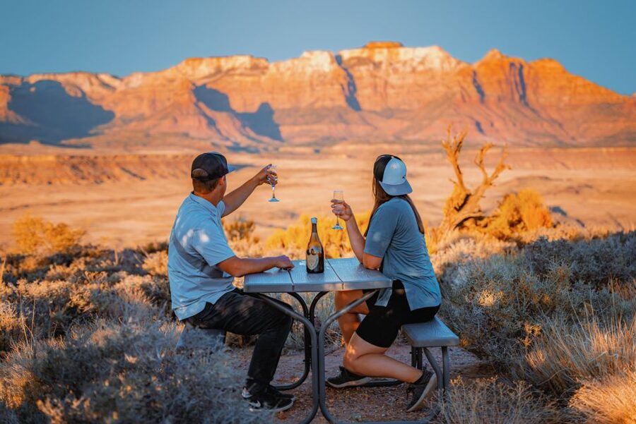 Zion National Park and Canaan Cliffs: Helicopter Tour - A 30-minute view of Zion that covers 55 miles